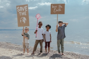 Practical Lifestyle Tweaks to Get a Step Closer to an Eco-Friendly Future Practical Lifestyle Tweaks to Get a Step Closer to an Eco-Friendly Future